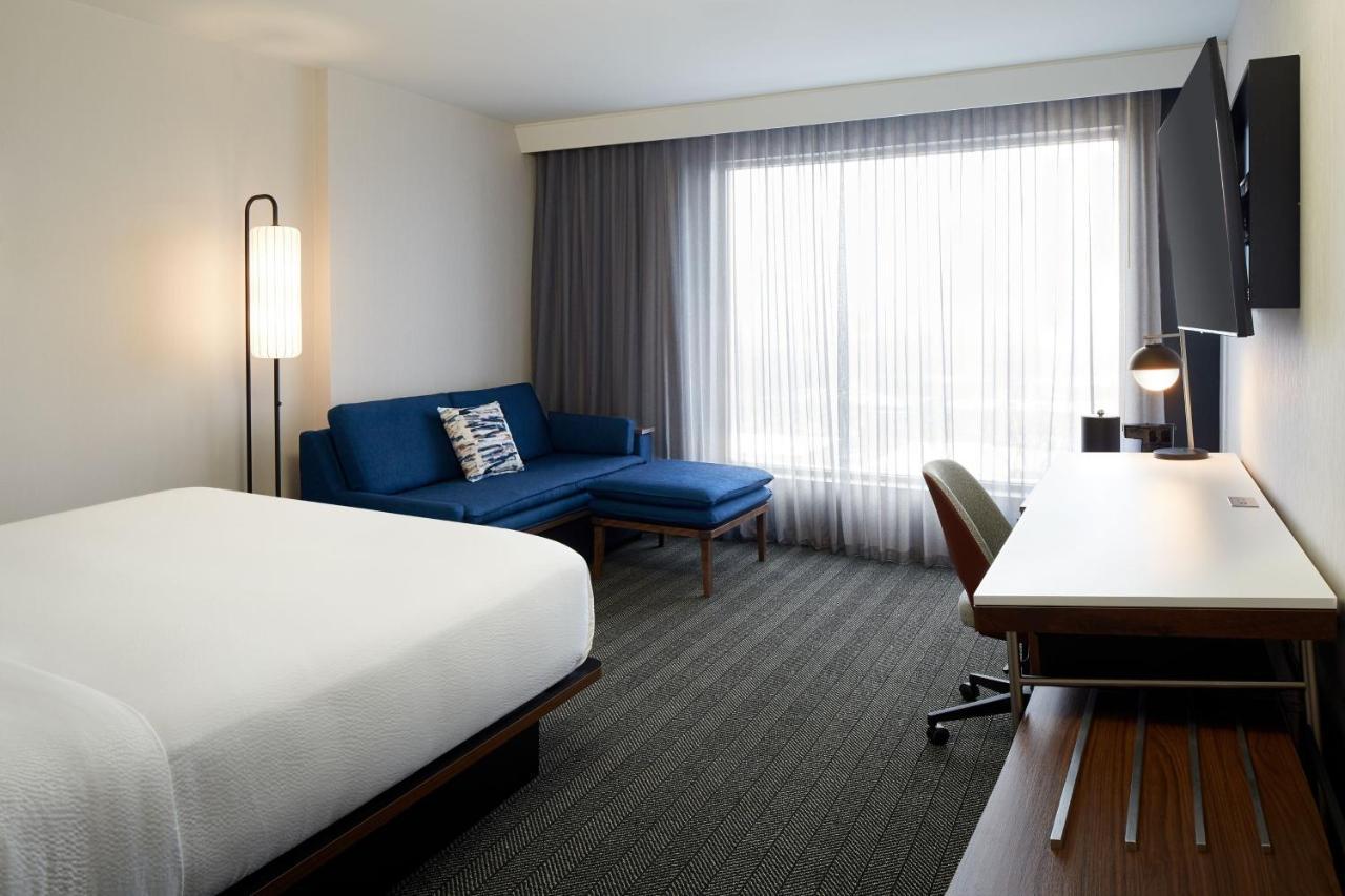 Courtyard Montreal Midtown Hotel Exterior foto